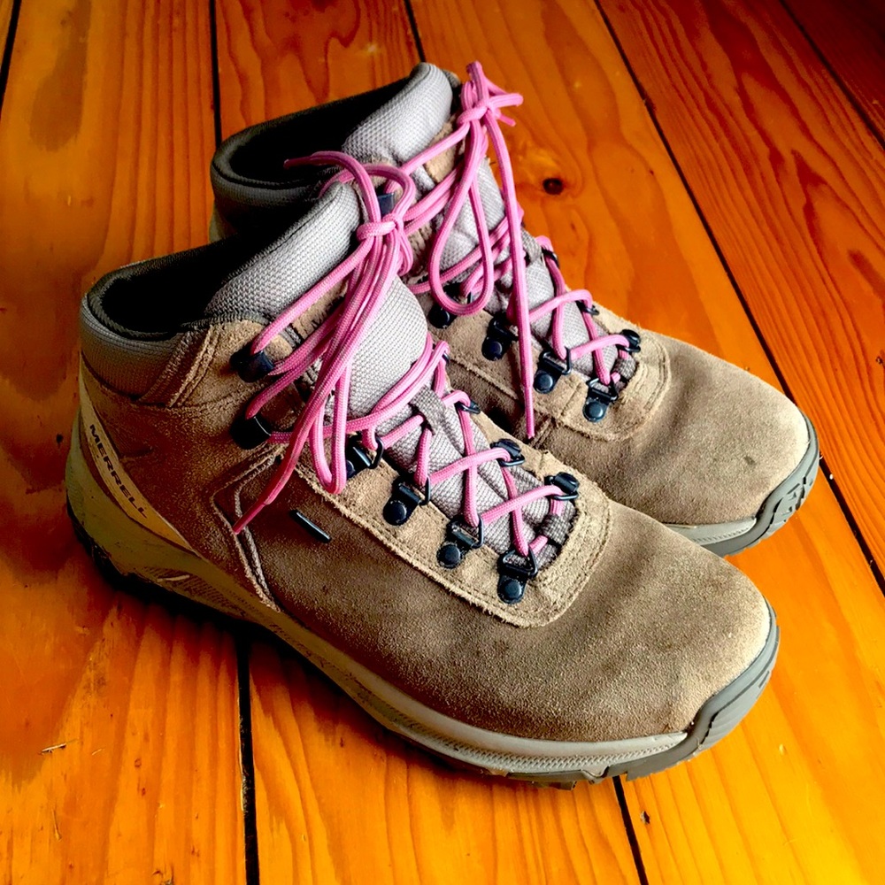 Merrill hiking boots